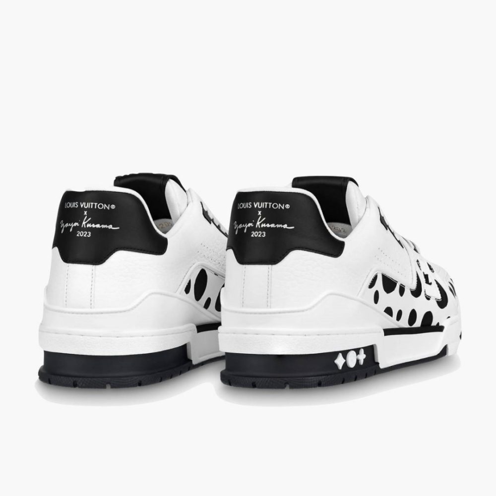 LV Trainer Yayoi Kusama Black White